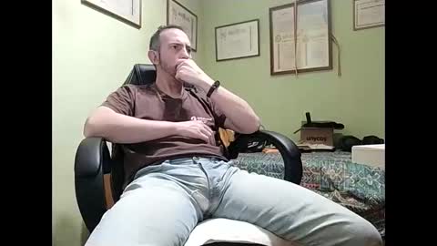 Manu  online show from 11, 1, 2025