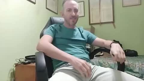 Manu  online show from 24, 11, 2025