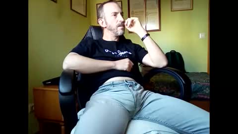 Manu  online show from 11, 5, 2026