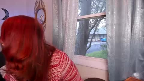 Snapshot of spankamber chatting on 7, 2, 2025 AmberSpanks online show from 7, 2, 2025
