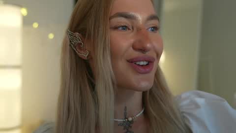 Snapshot of sparks__daisy chatting on 3, 12, 2024 DAISY online show from 3, 12, 2024