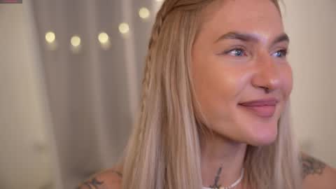 Snapshot of sparks__daisy chatting on 14, 12, 2024 DAISY online show from 14, 12, 2024