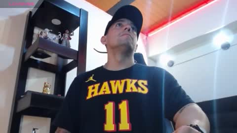 Snapshot of spartacus_cam chatting on 27, 12, 2024 online show from 27, 12, 2024