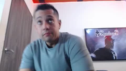 Snapshot of spartacus_cam chatting on 15, 9, 2025 online show from 15, 9, 2025