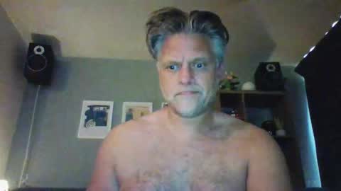 Snapshot of spectacularguy chatting on 24, 5, 2026 DutchDude online show from 24, 5, 2026