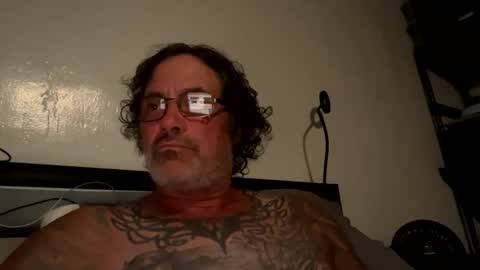 specter1972 online show from 22, 11, 2025