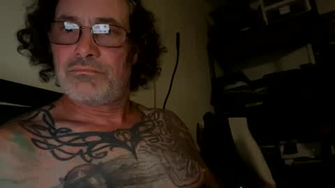 specter1972 online show from 14, 4, 2026