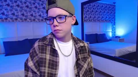 spencerm_ online show from 25, 10, 2025