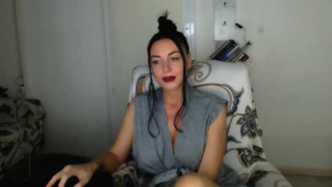 Carla online show from 10, 9, 2025