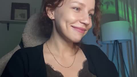 spicy___caramel online show from 2, 11, 2025