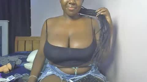 Snapshot of spicy_cherrie chatting on 22, 5, 2026 cherrie online show from 22, 5, 2026