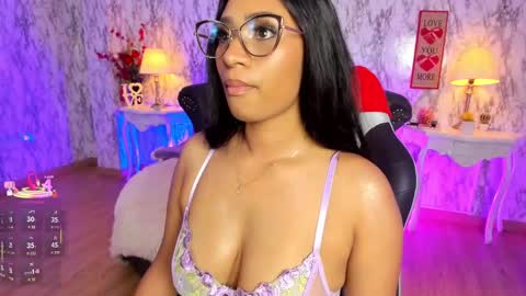 Snapshot of spicyamelia chatting on 19, 2, 2025 Amelia GTM-5 817 IG Spicychoco am online show from 19, 2, 2025