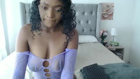 Snapshot of spicyangie chatting on 21, 12, 2024 Im Angela online show from 21, 12, 2024