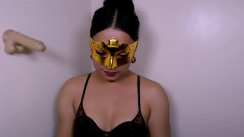 spicyhotchicks online show from 18, 1, 2026