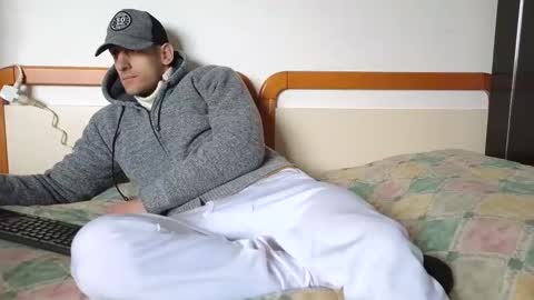 Marco. When Im offline you can view premium content in bio online show from 29, 1, 2025