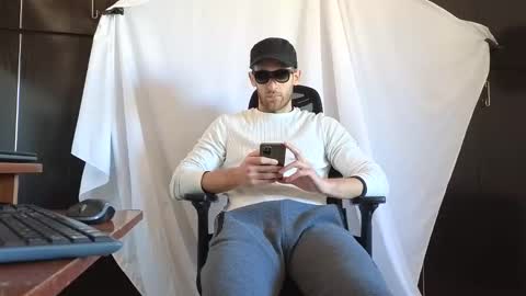 Marco. When Im offline you can view premium content in bio online show from 12, 11, 2025