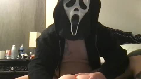 Snapshot of spiderspunk_172 chatting on 2, 2, 2025 Ghost Face666 online show from 2, 2, 2025