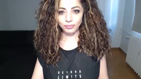 Snapshot of spoiled__doll chatting on 27, 1, 2025 Doll online show from 27, 1, 2025