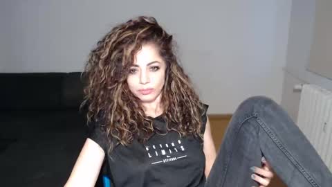 Snapshot of spoiled__doll chatting on 27, 1, 2025 Doll online show from 27, 1, 2025