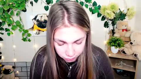 Karina online show from 14, 11, 2025