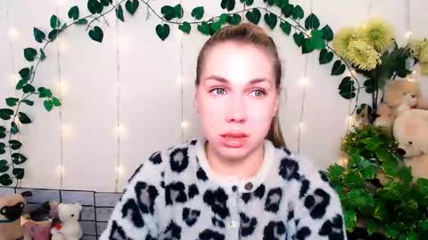 Karina online show from 23, 3, 2026