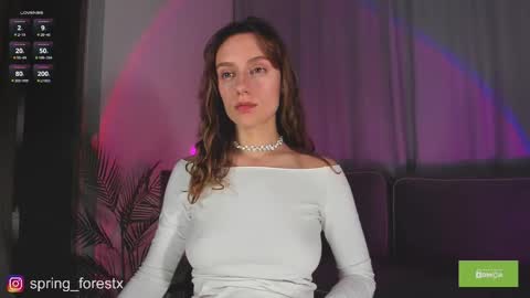 Lilly  online Monday - Friday ask time in pm online show from 21, 10, 2025