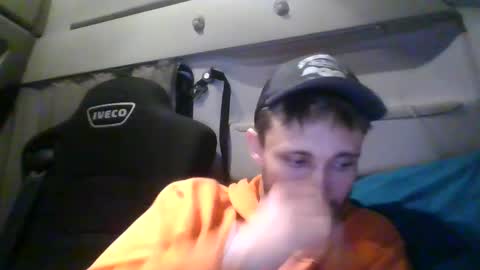 Snapshot of spyco82 chatting on 4, 2, 2025 spyco82 online show from 4, 2, 2025