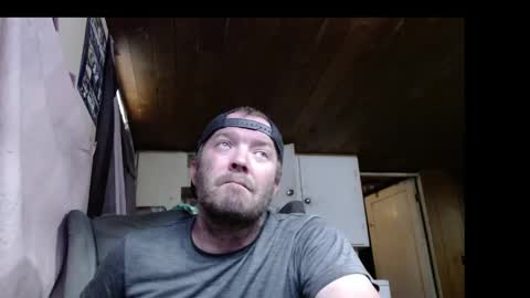 Snapshot of squegly chatting on 21, 5, 2026 Bryan online show from 21, 5, 2026