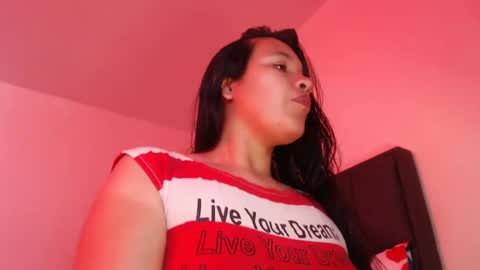Carolainss online show from 26, 2, 2025