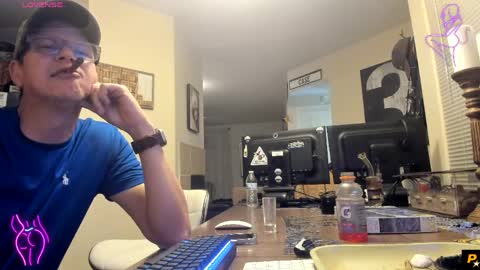 Roxy Day  Mossimo Knight online show from 24, 4, 2026