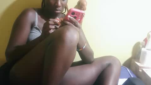 Snapshot of squirtypussie chatting on 31, 5, 2026 squirtypussie online show from 31, 5, 2026