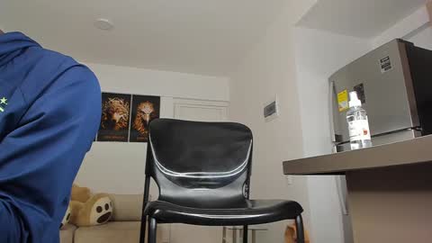 Snapshot of sr_smit_hot chatting on 18, 1, 2025 ANDR online show from 18, 1, 2025