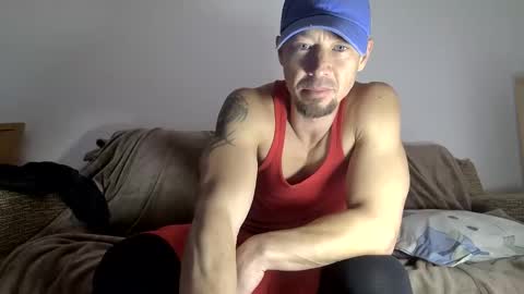 Snapshot of st_amor chatting on 10, 3, 2025 St Amor online show from 10, 3, 2025