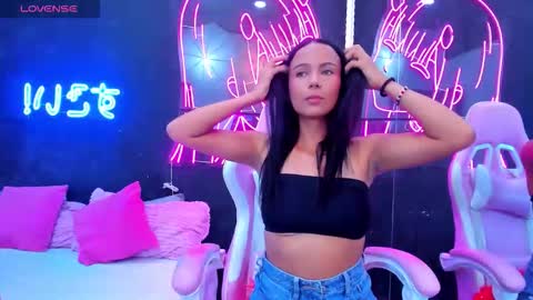 staarlightt online show from 29, 9, 2025