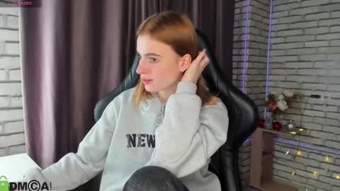 Snapshot of stacey_brown chatting on 19, 1, 2026 Stacey GMT5 Mo Tu We Th Fr Sa 3am -10am online show from 19, 1, 2026