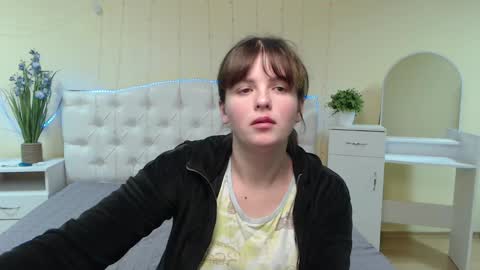 Snapshot of staceylex chatting on 4, 2, 2025 Stacey online show from 4, 2, 2025