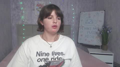 Snapshot of staceylex chatting on 23, 9, 2025 Stacey online show from 23, 9, 2025