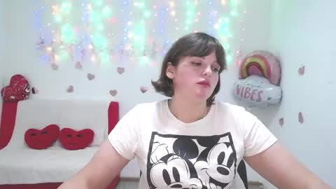 Snapshot of staceylex chatting on 7, 10, 2025 Stacey online show from 7, 10, 2025
