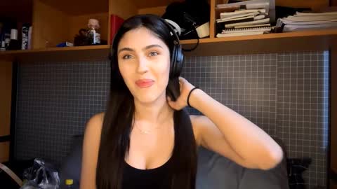 Snapshot of staceyreiher chatting on 14, 10, 2025 Stasy online show from 14, 10, 2025