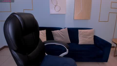 Stacy Woods online show from 14, 12, 2024