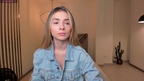 Stacy Woods online show from 28, 7, 2026