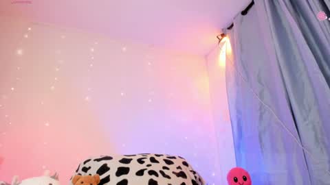 Snapshot of stacy_millerr chatting on 25, 6, 2026 Stacy Boobs online show from 25, 6, 2026