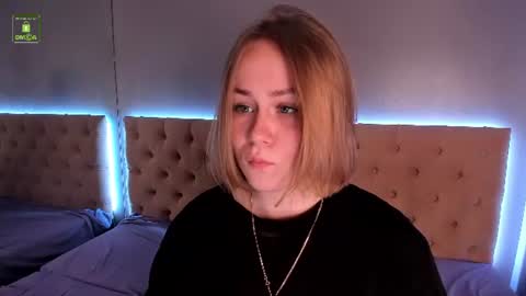 Snapshot of stacy_moorexx chatting on 9, 7, 2026 STACY online show from 9, 7, 2026