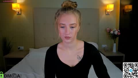 Stacy Mon Tue Wed Thu Fri Sun GMT GMT 3 1000am - 0400pm  online show from 23, 11, 2025