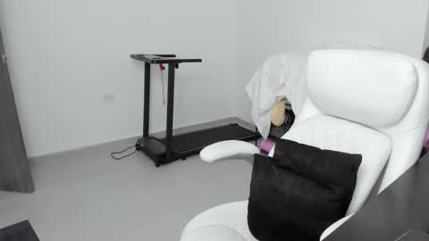 Zulma Yisset online show from 22, 11, 2025