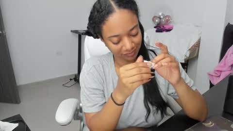 Zulma Yisset online show from 14, 12, 2025