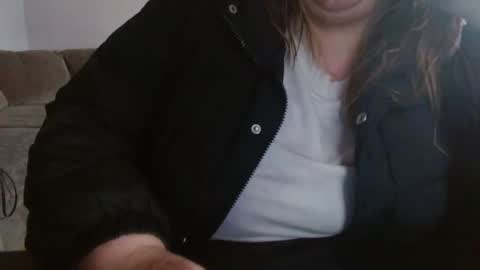 Stacy Banks online show from 6, 1, 2025