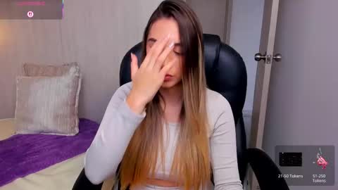 Snapshot of stacyconner chatting on 13, 11, 2025 Stacy Conner online show from 13, 11, 2025