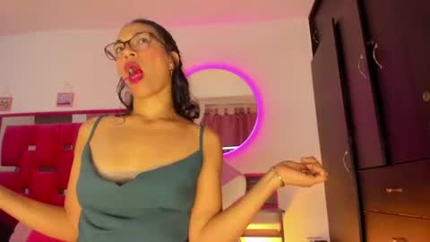 Snapshot of stacyfoxx_ chatting on 30, 6, 2026 stacy fox online show from 30, 6, 2026