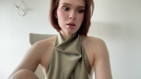 Snapshot of stacyluxxe chatting on 6, 7, 2026 Stacy online show from 6, 7, 2026
